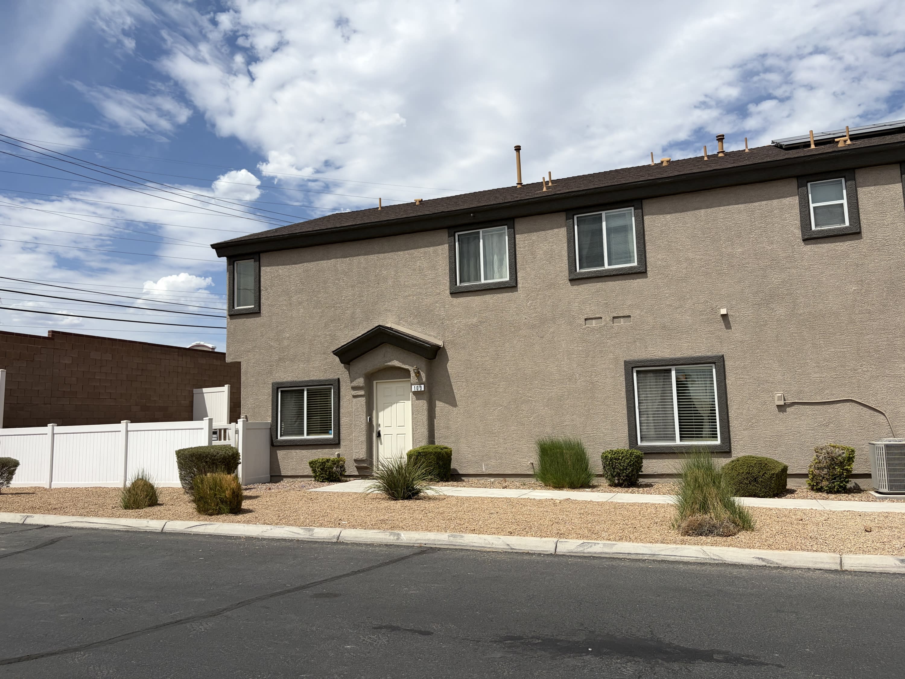 4617 Dealers Choice Way 102 1 – photo 4