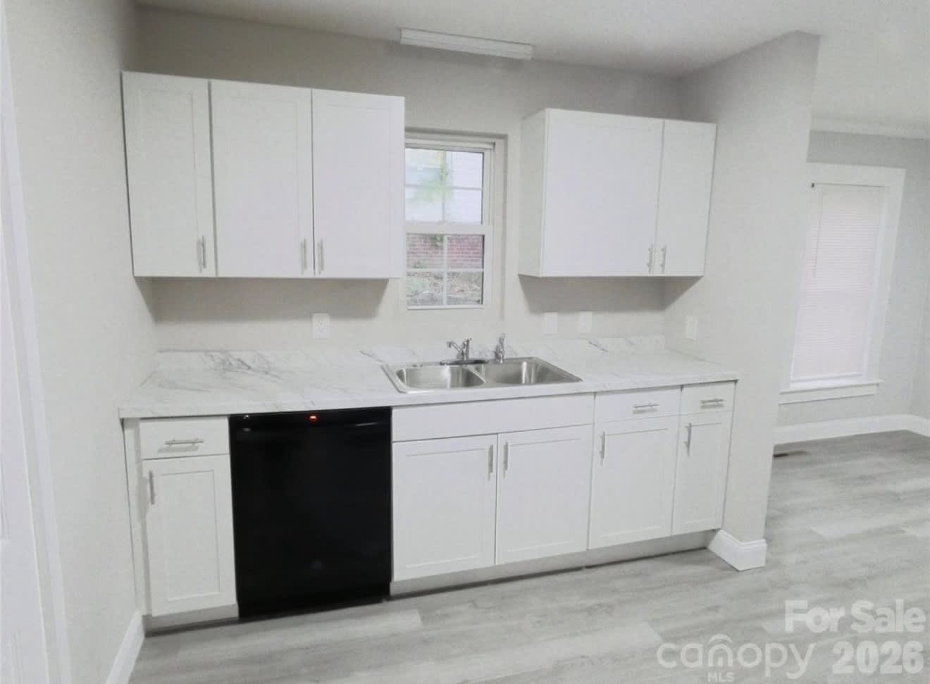 310 Pineview Street – photo 3
