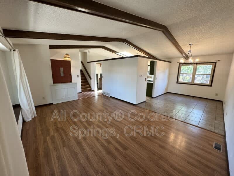 4055 Thundercloud Drive – photo 3