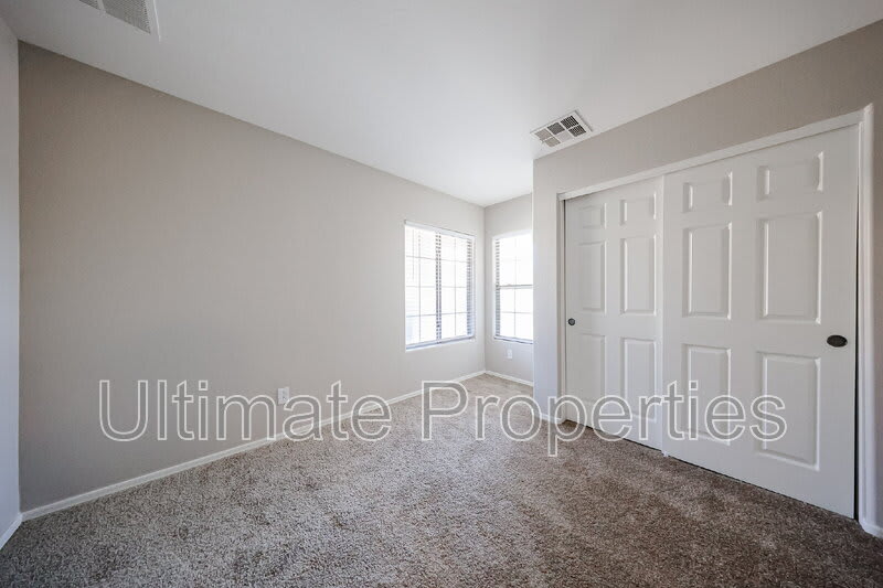 21532 W Durango St – photo 3