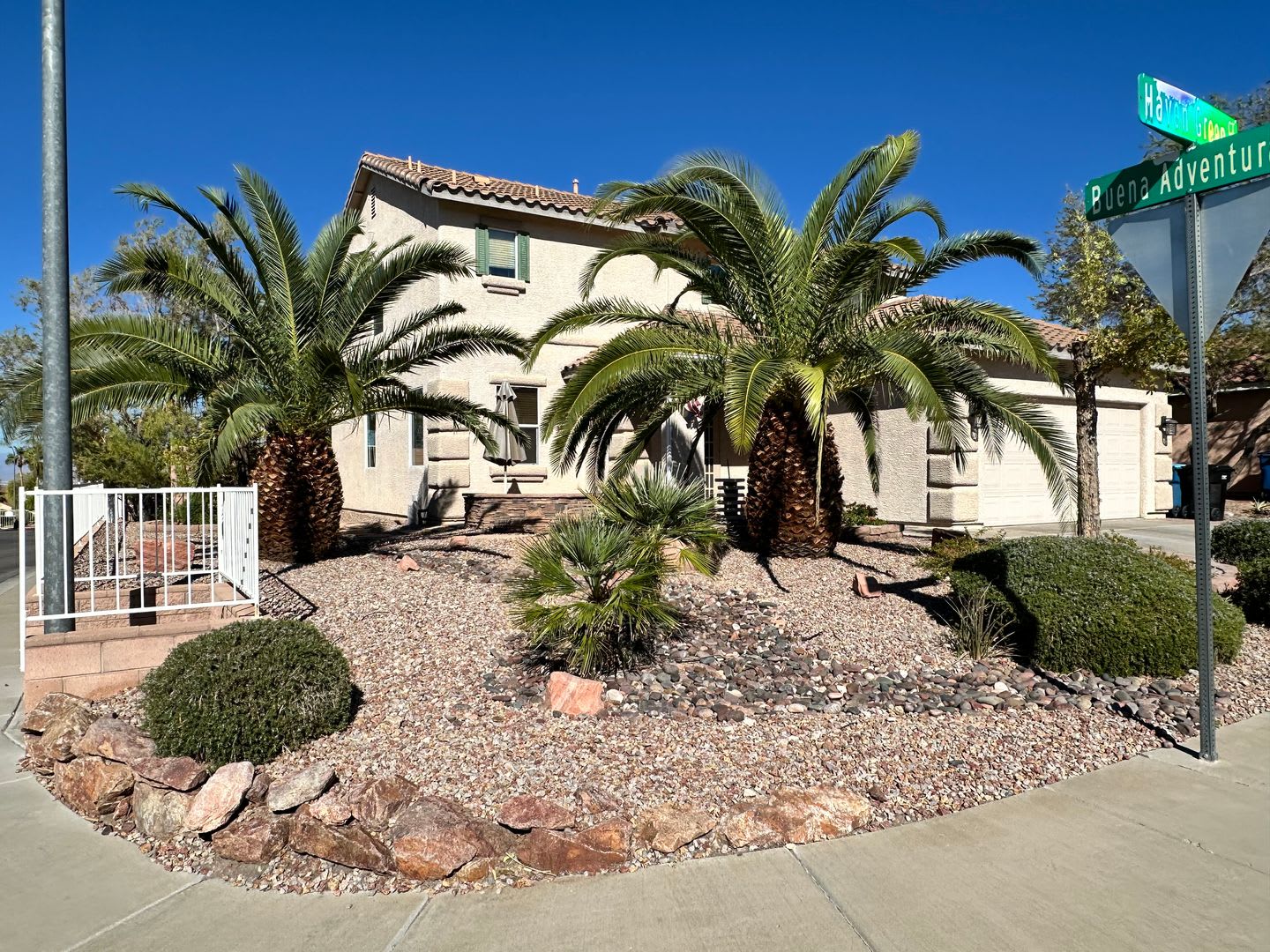 Furnished Home in Henderson – photo 2