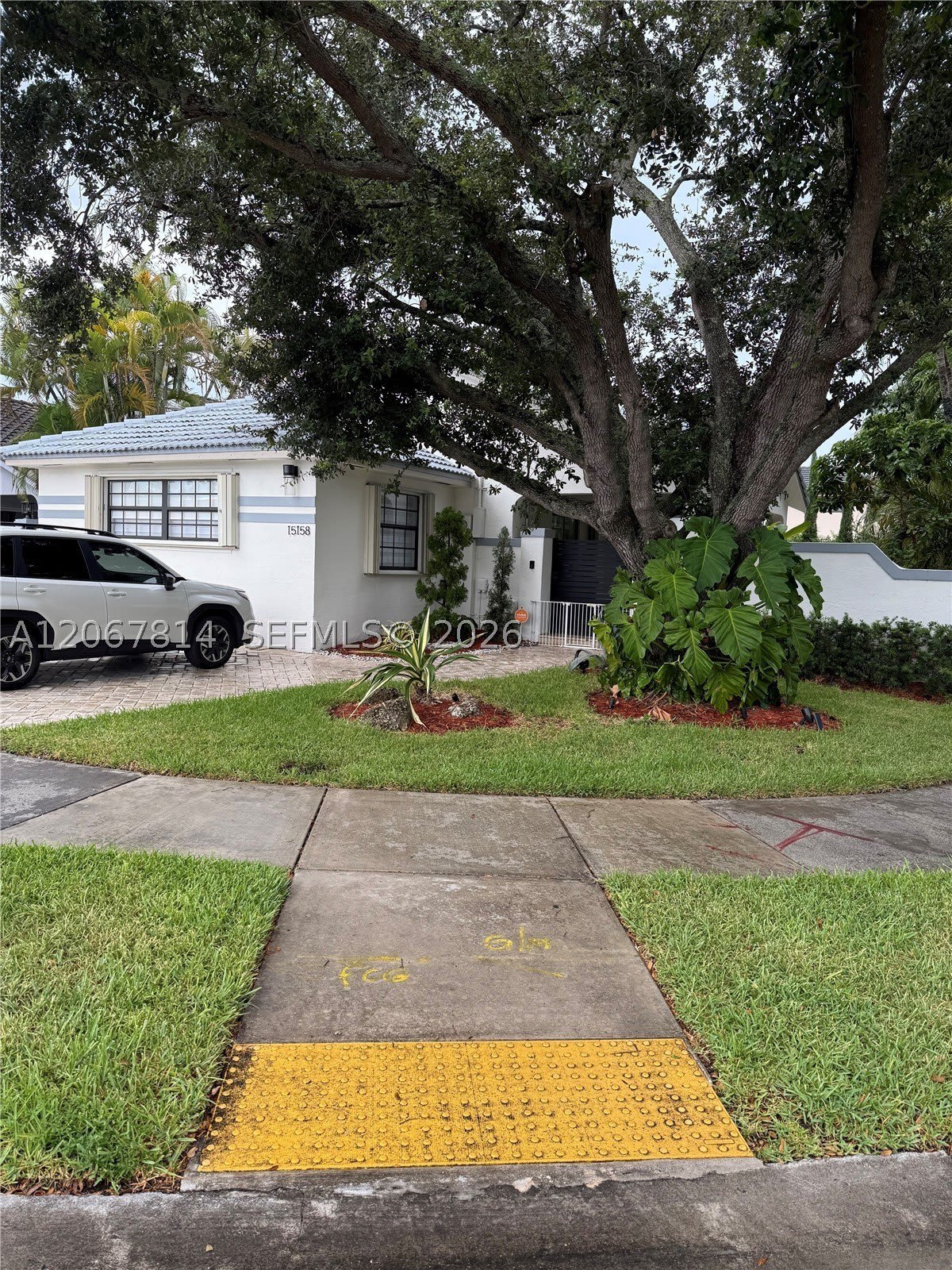 15158 NW 89th Ave – photo 5