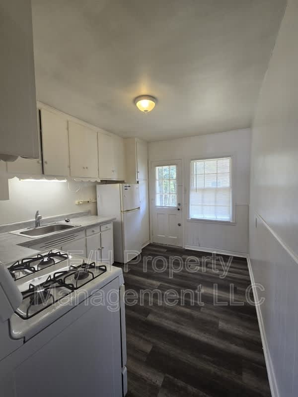 528 South Glendale Street – photo 5