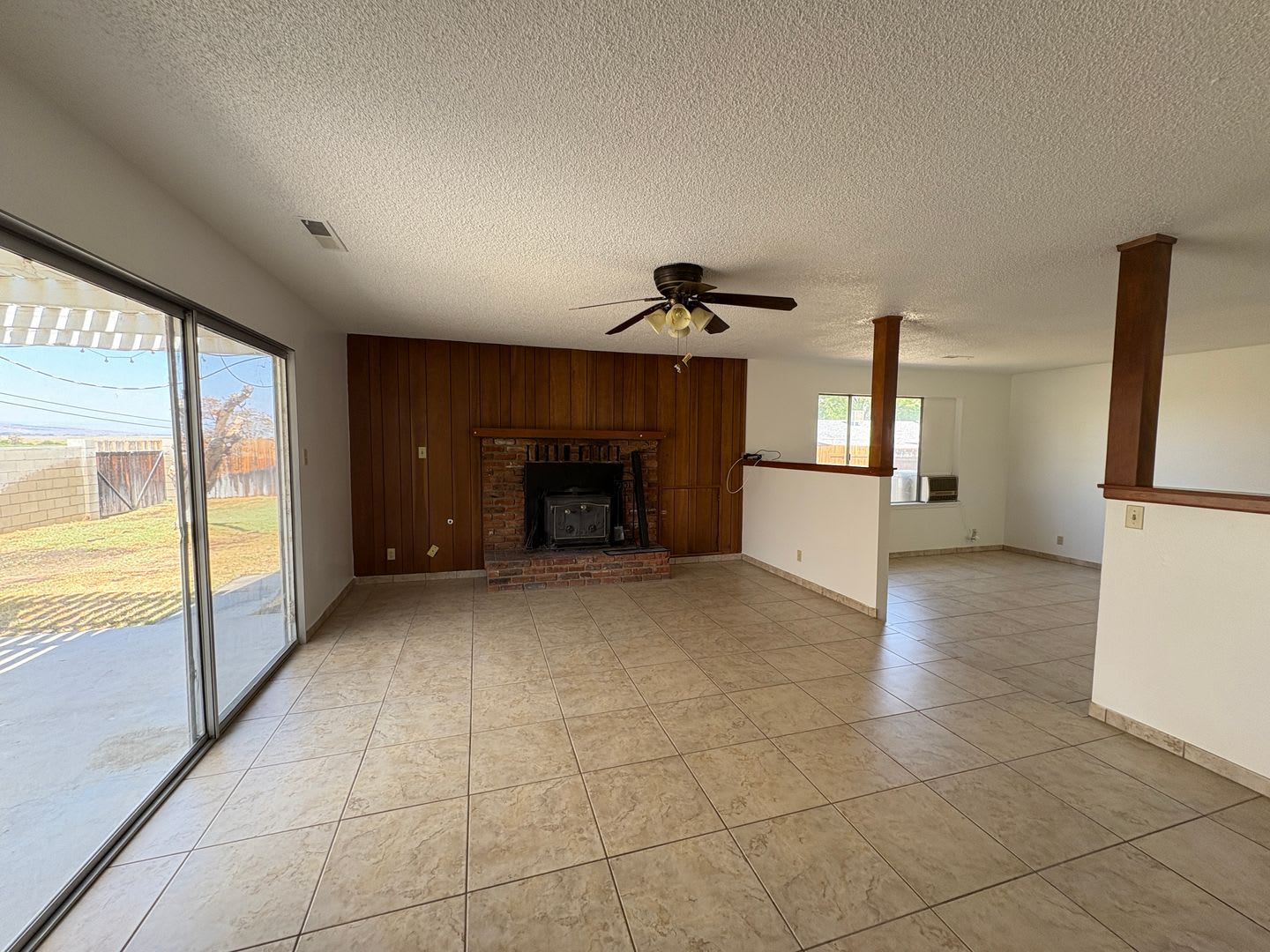 Home With Mountain Views – photo 4