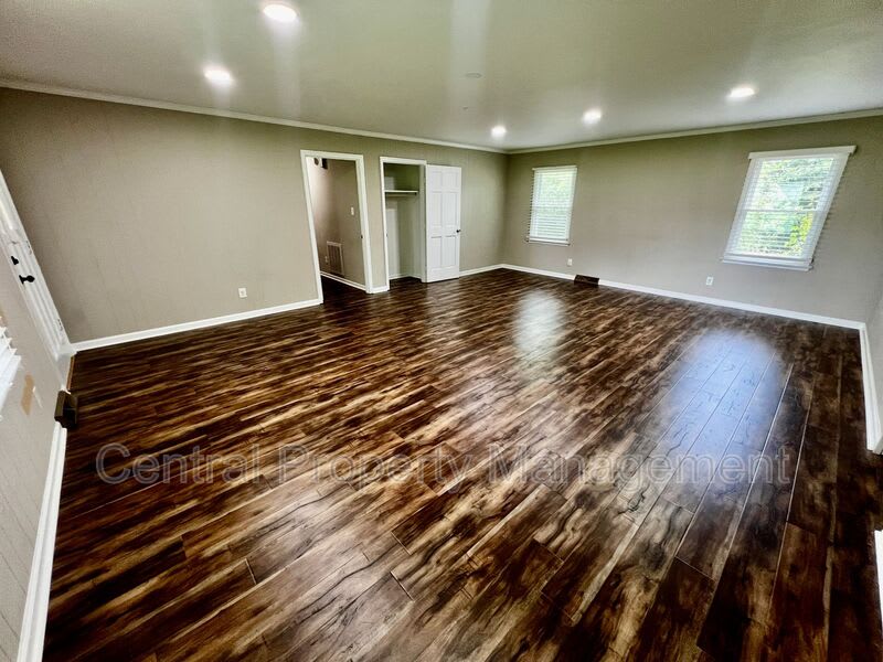 103 Newman Drive – photo 4