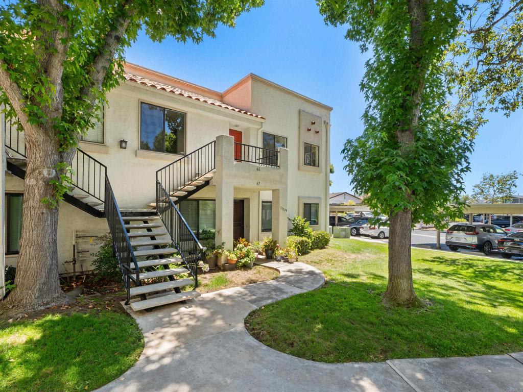11179 Camino Ruiz Apt 68 – photo 2