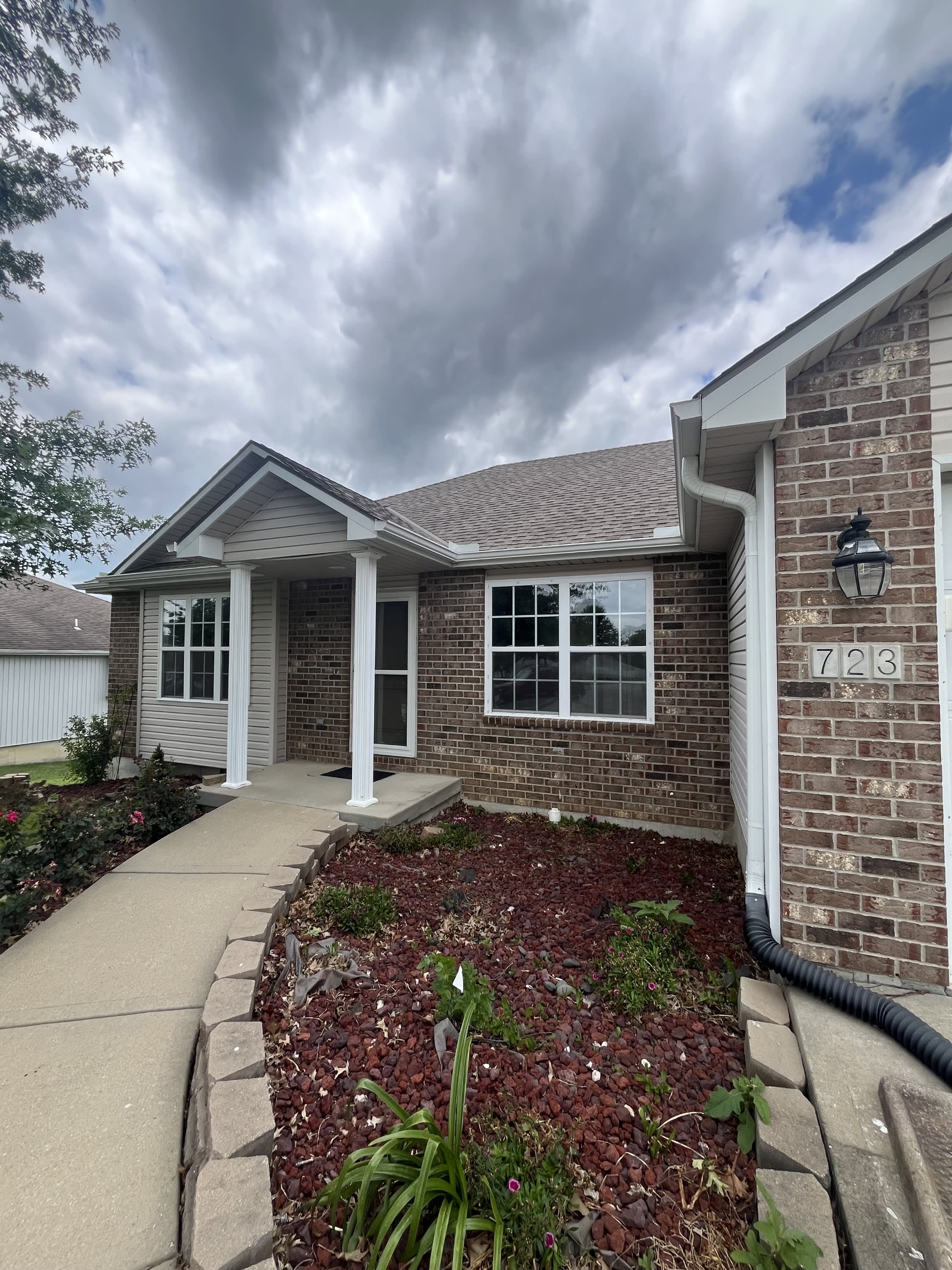 723 Iron Horse Drive – photo 2