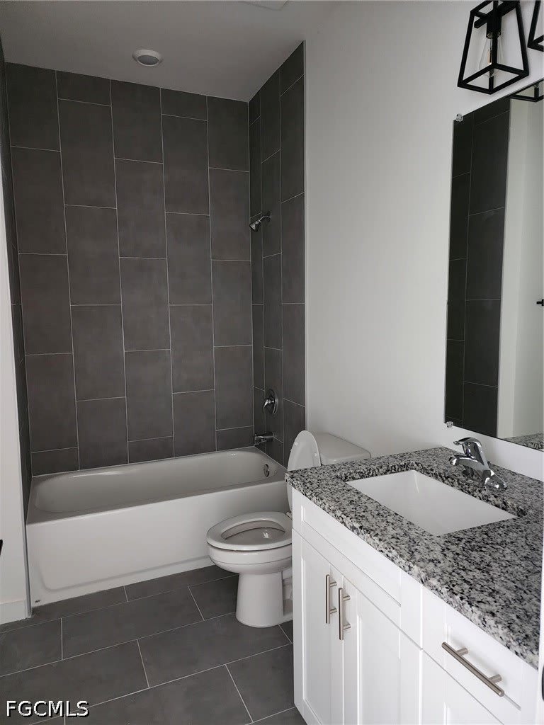 2431 Lola Avenue S – photo 4