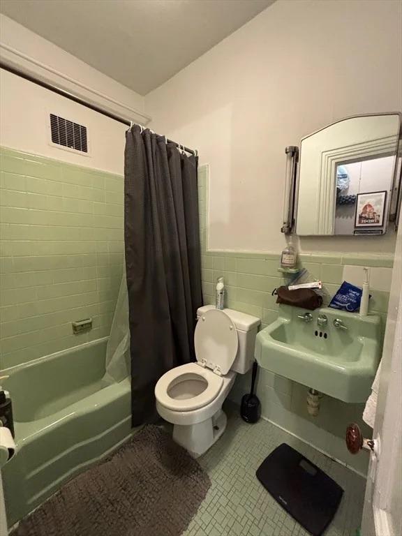 82 Charles – photo 3