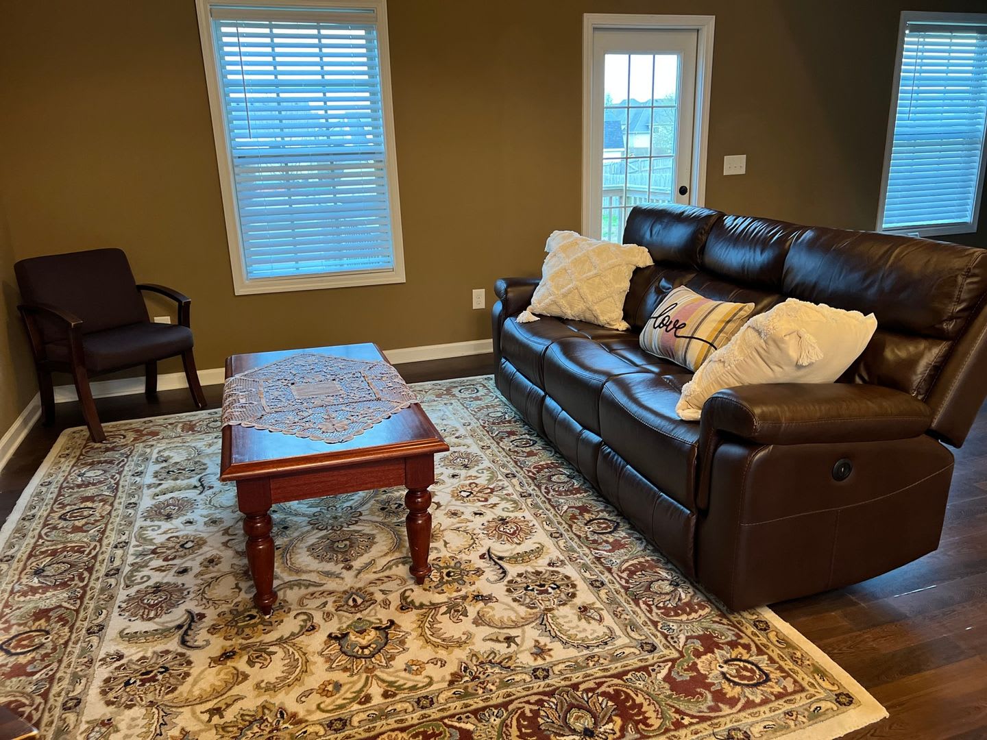 Charming 4Br House In Clarksville – photo 3