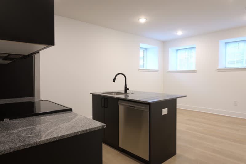 1901 East Willard Street 103 – photo 3