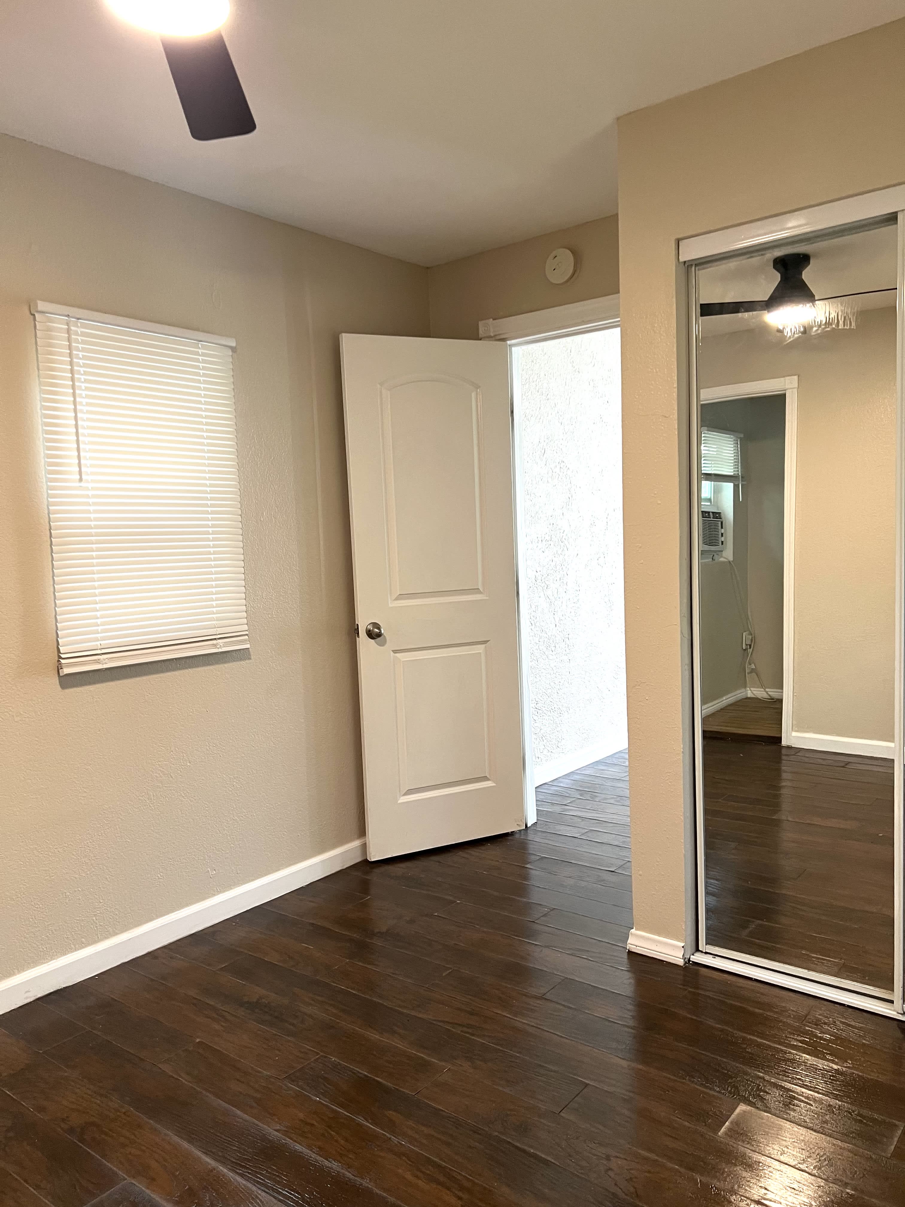 606 1/2 West 4th Avenue – photo 2