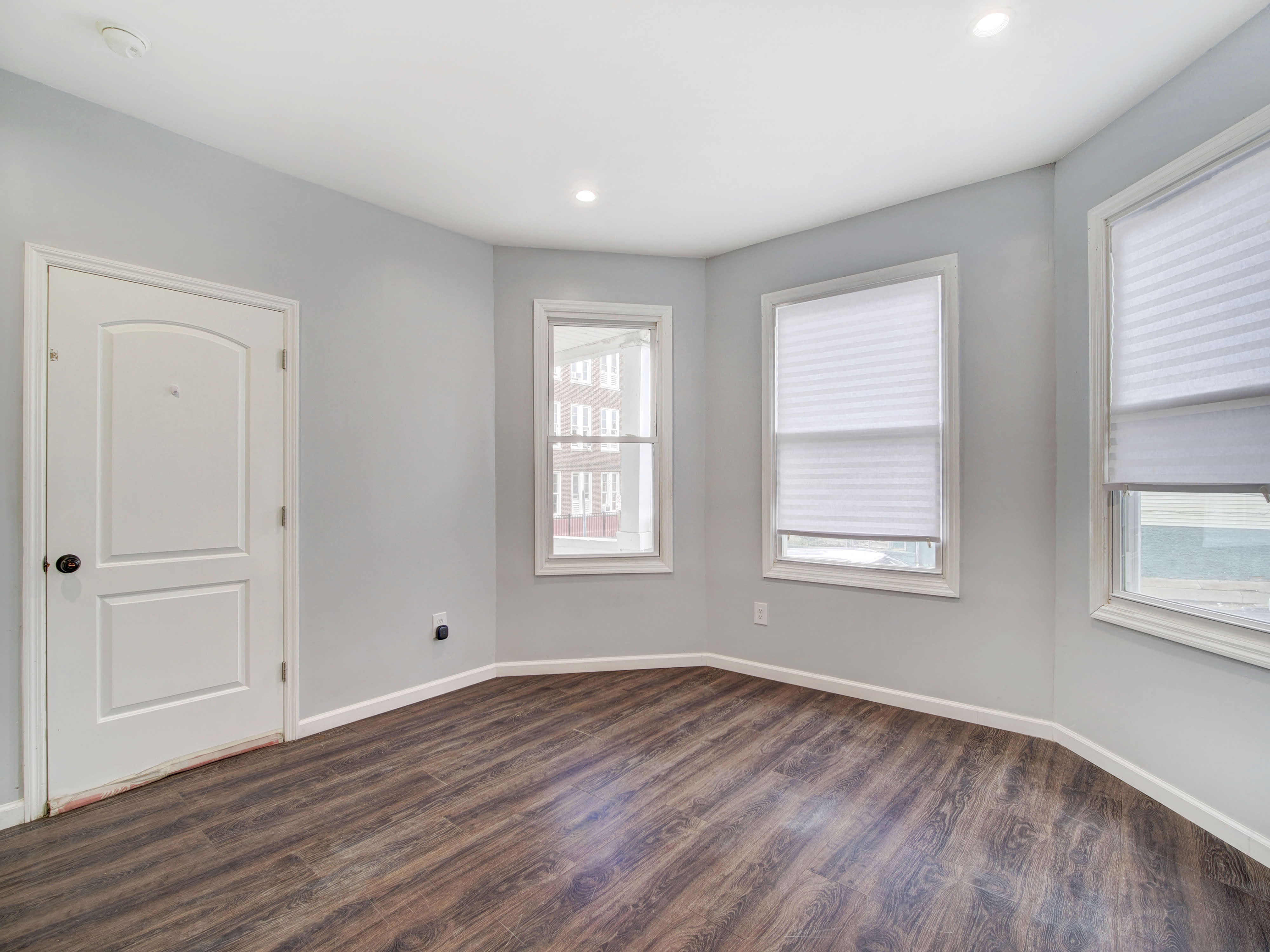 209 N 4th St – photo 5