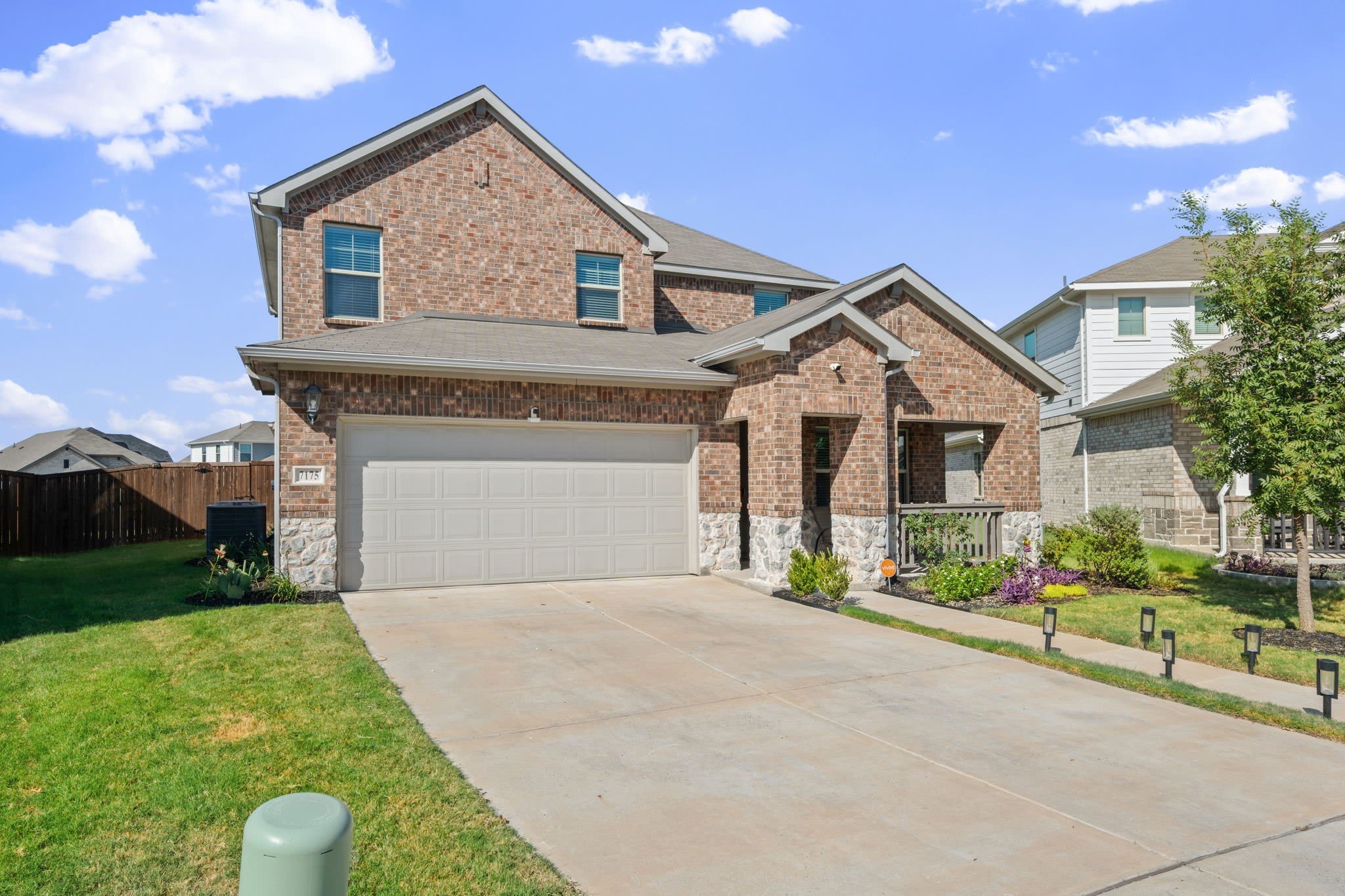7175 Rolling Waters Way – photo 2