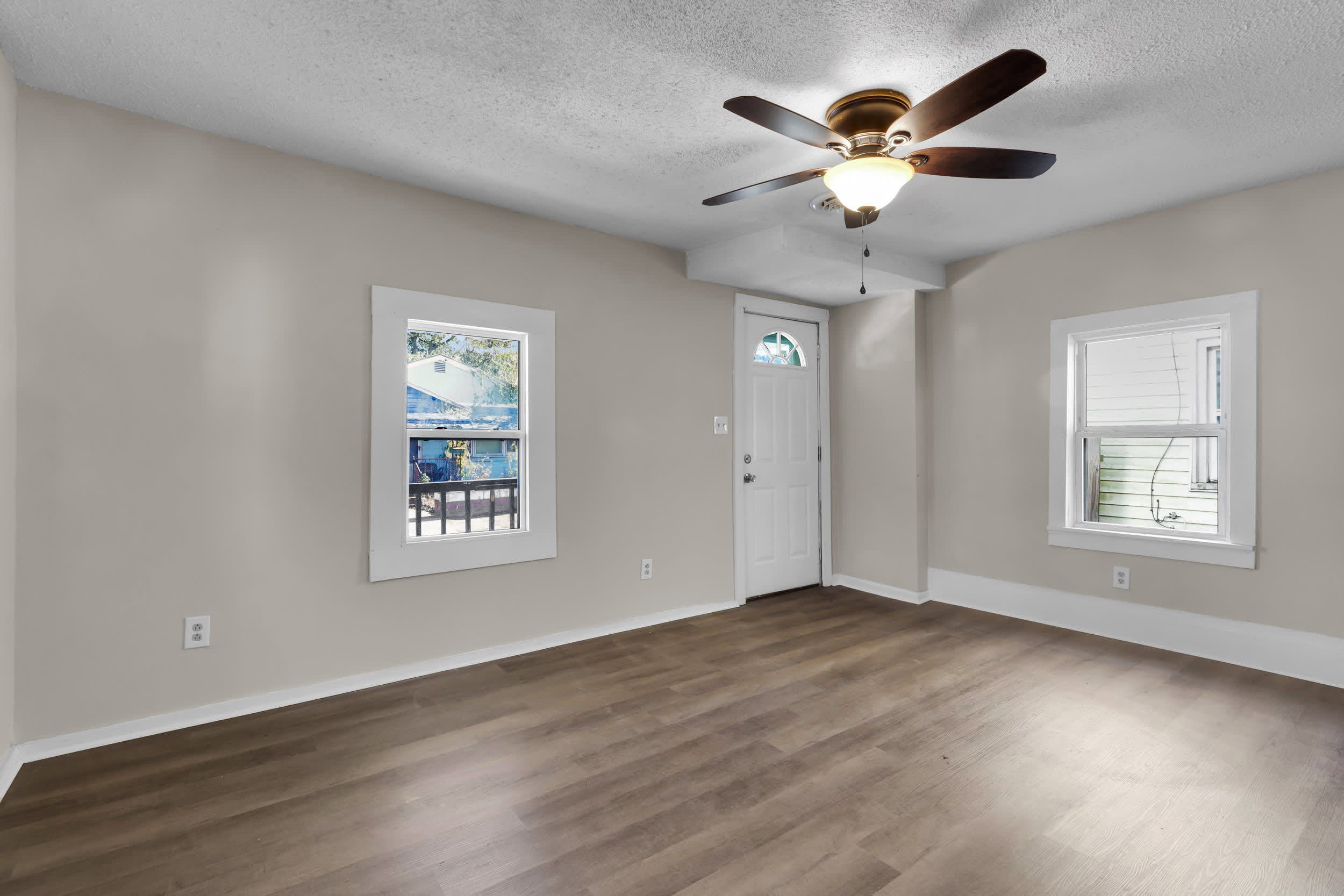605 1st Avenue – photo 4