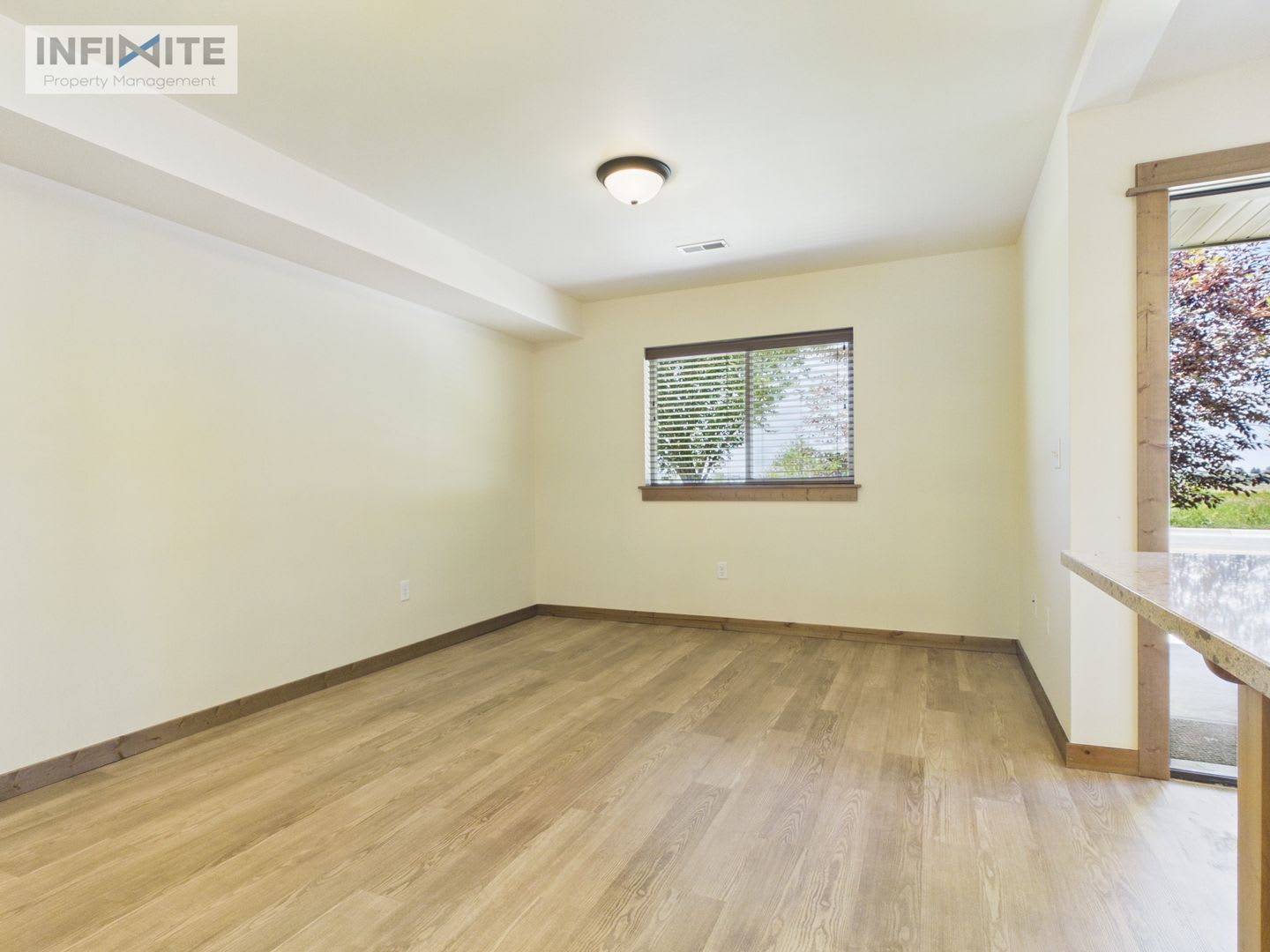 3 Bedroom End Unit Condo in Bozeman – photo 4