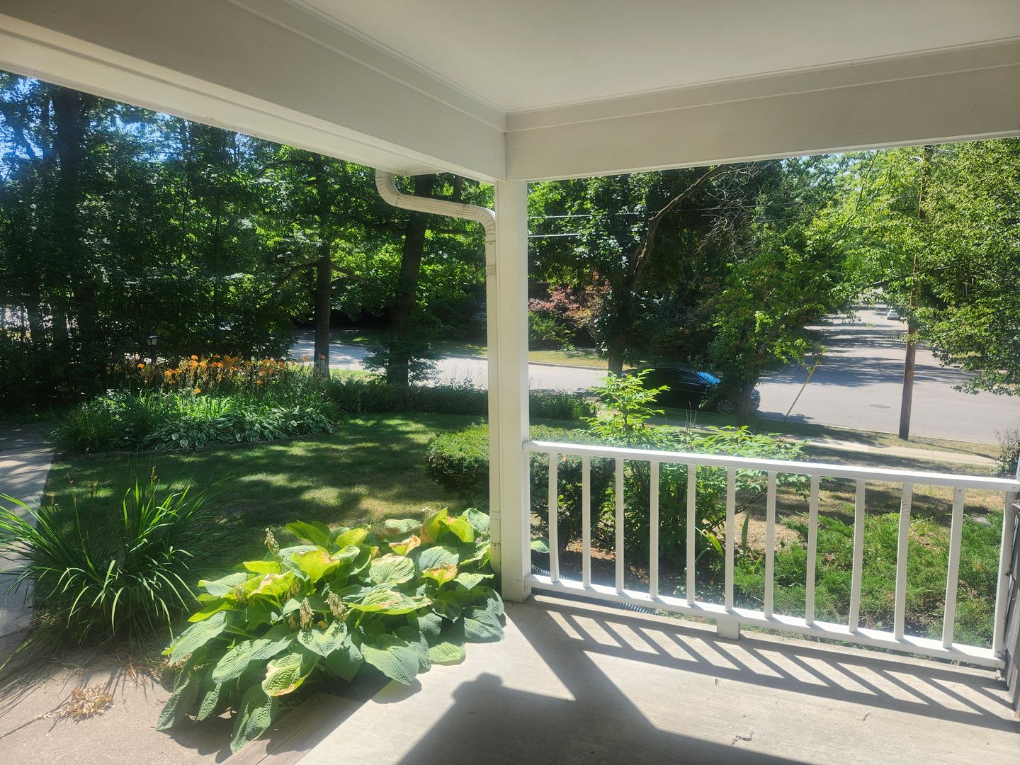 West Side Near Hoyt Park Single Family House – photo 2