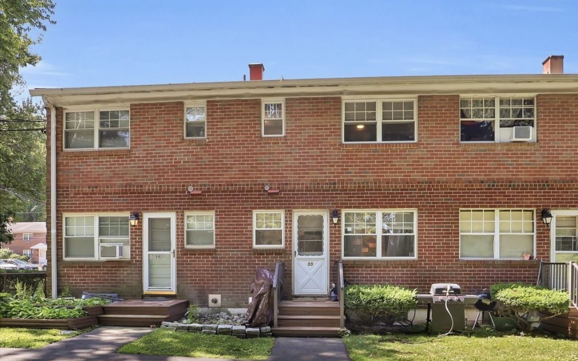 24 Woodward Ave – photo 2
