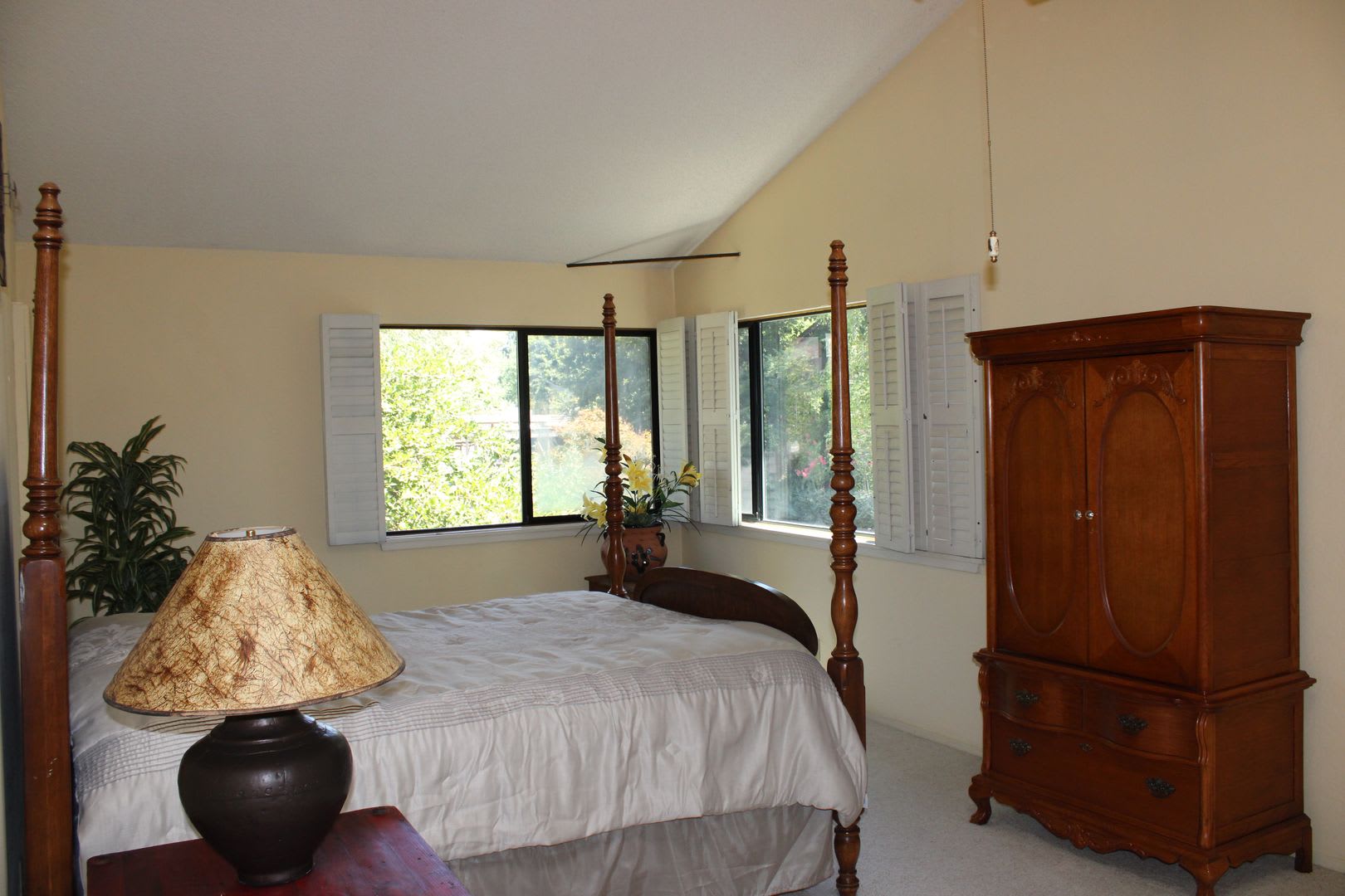 400 Hartnell Place – photo 5