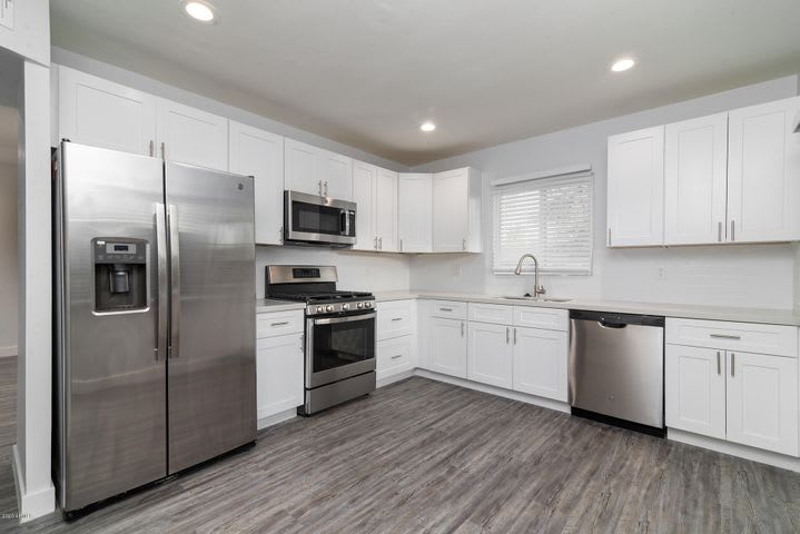 2436 E Amelia Ave – photo 5