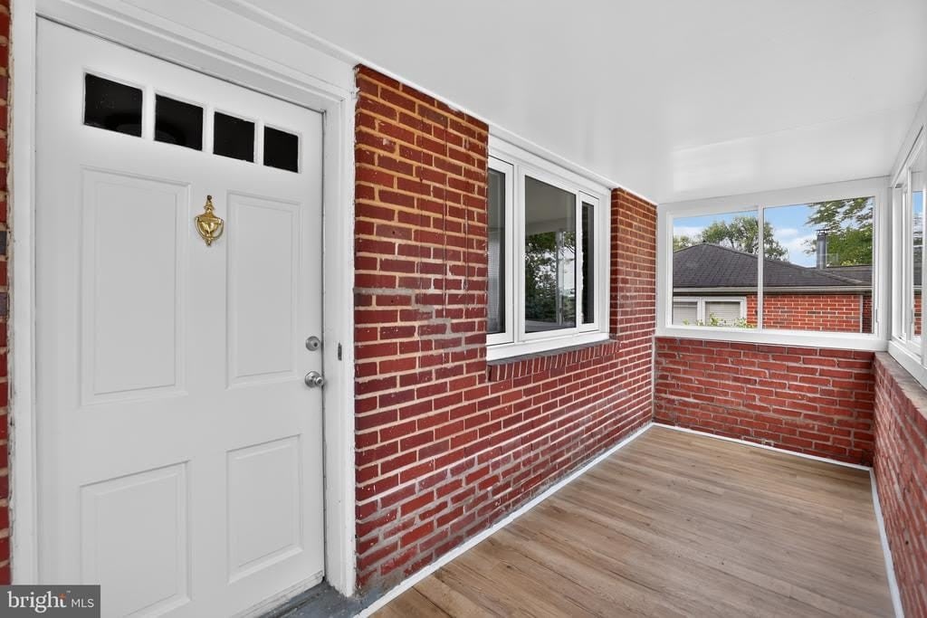 1539 RESERVOIR AVENUE – photo 2