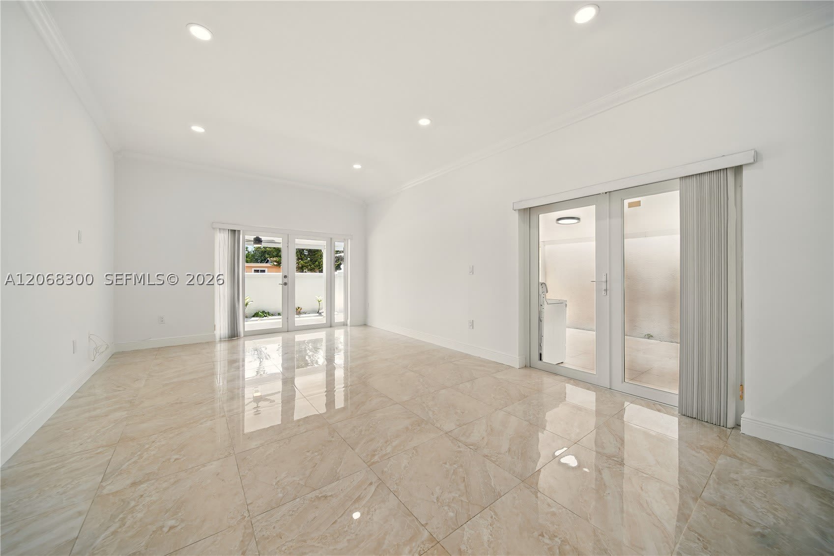 5202 NW 187th St – photo 2