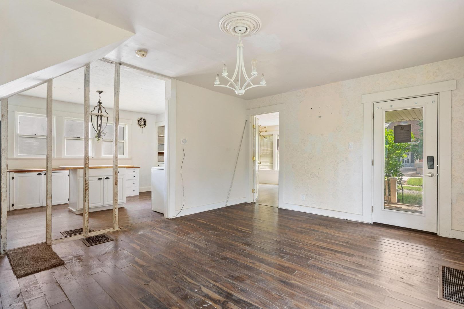 3 Bedroom Home For Rent – photo 5