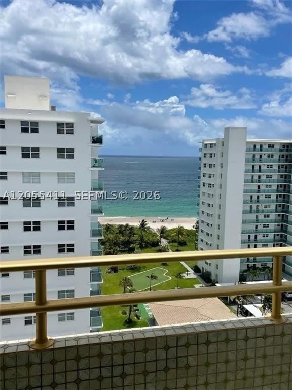 1630 N Ocean Blvd – photo 3