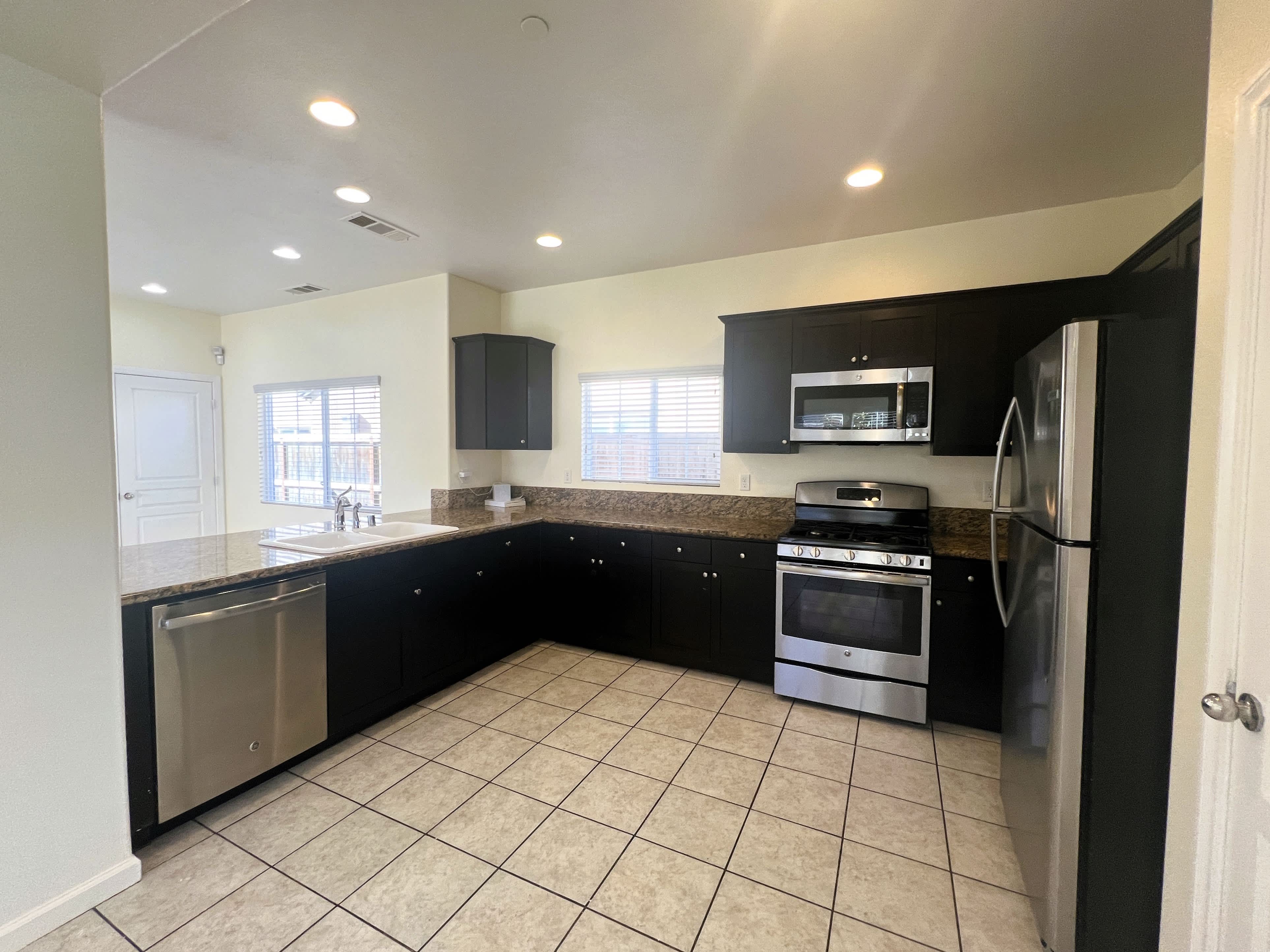 2217 Meridian Way – photo 5