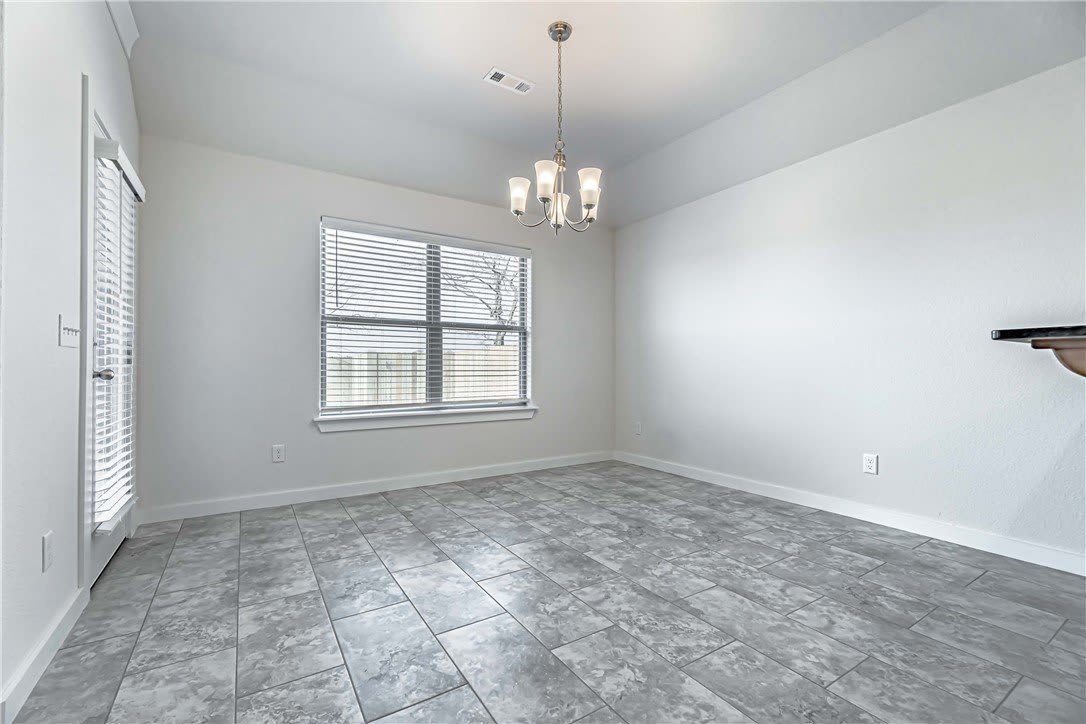 219 S Geranium Lane – photo 4