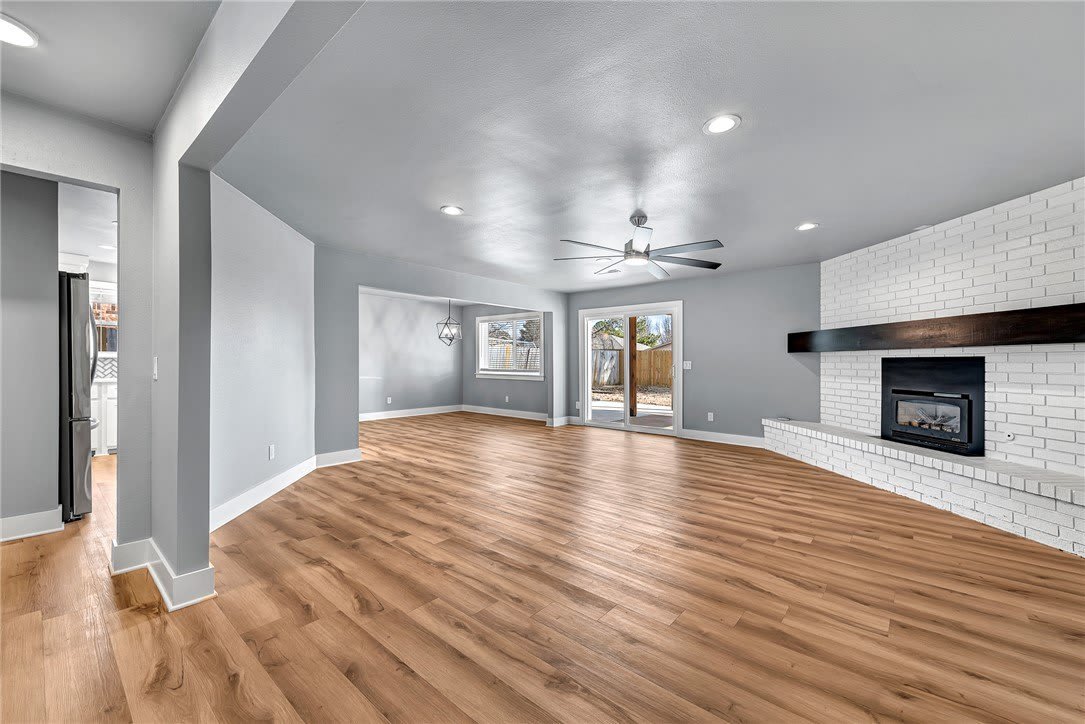 1605 SE S Street – photo 4