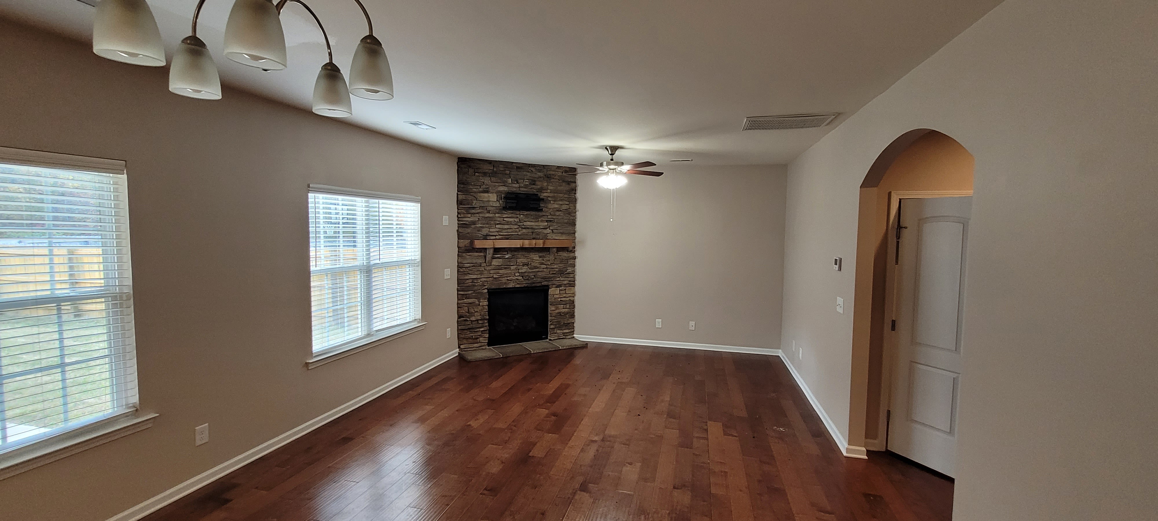 272 Moonstone Ct – photo 3