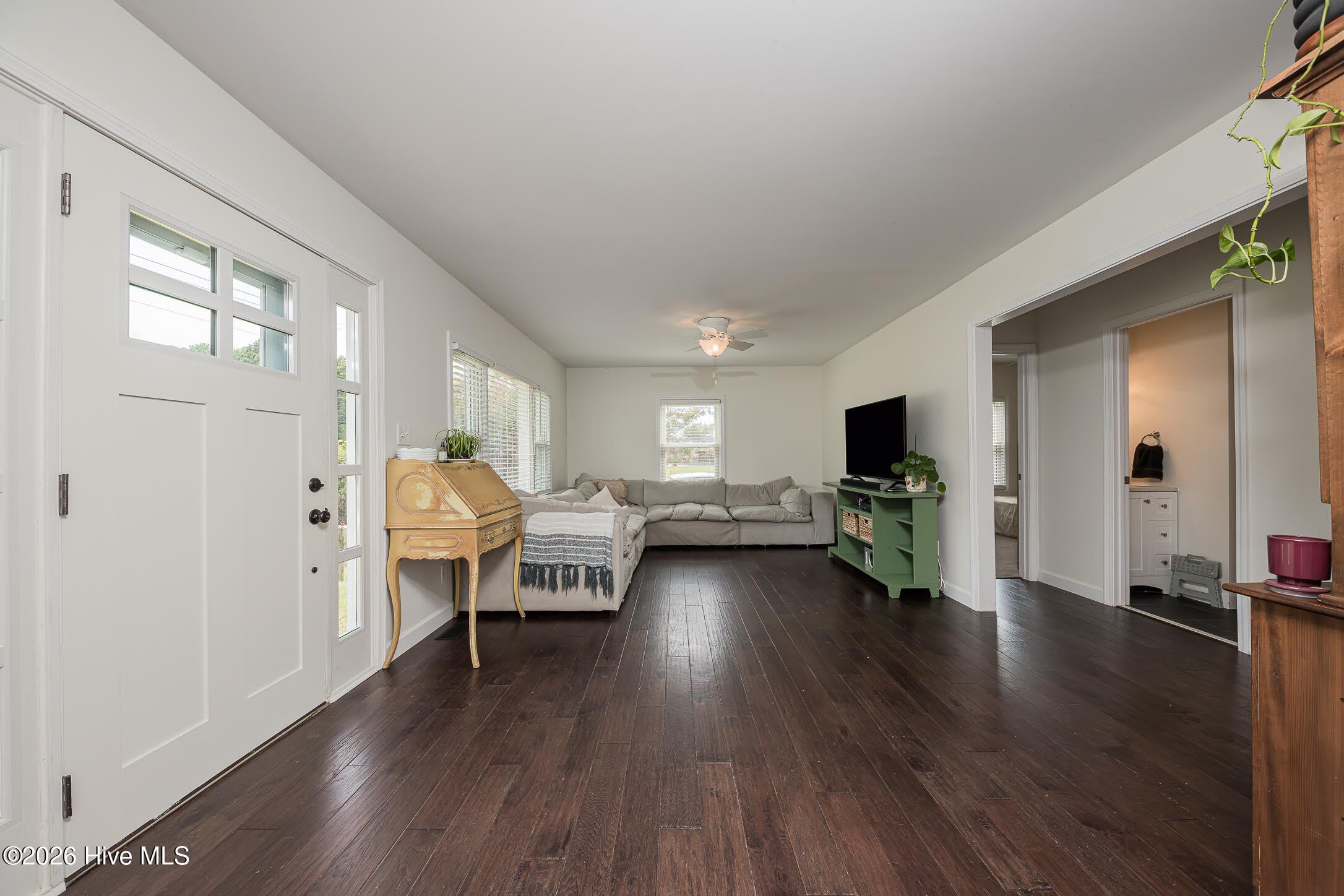 670 Queens Creek Road – photo 4