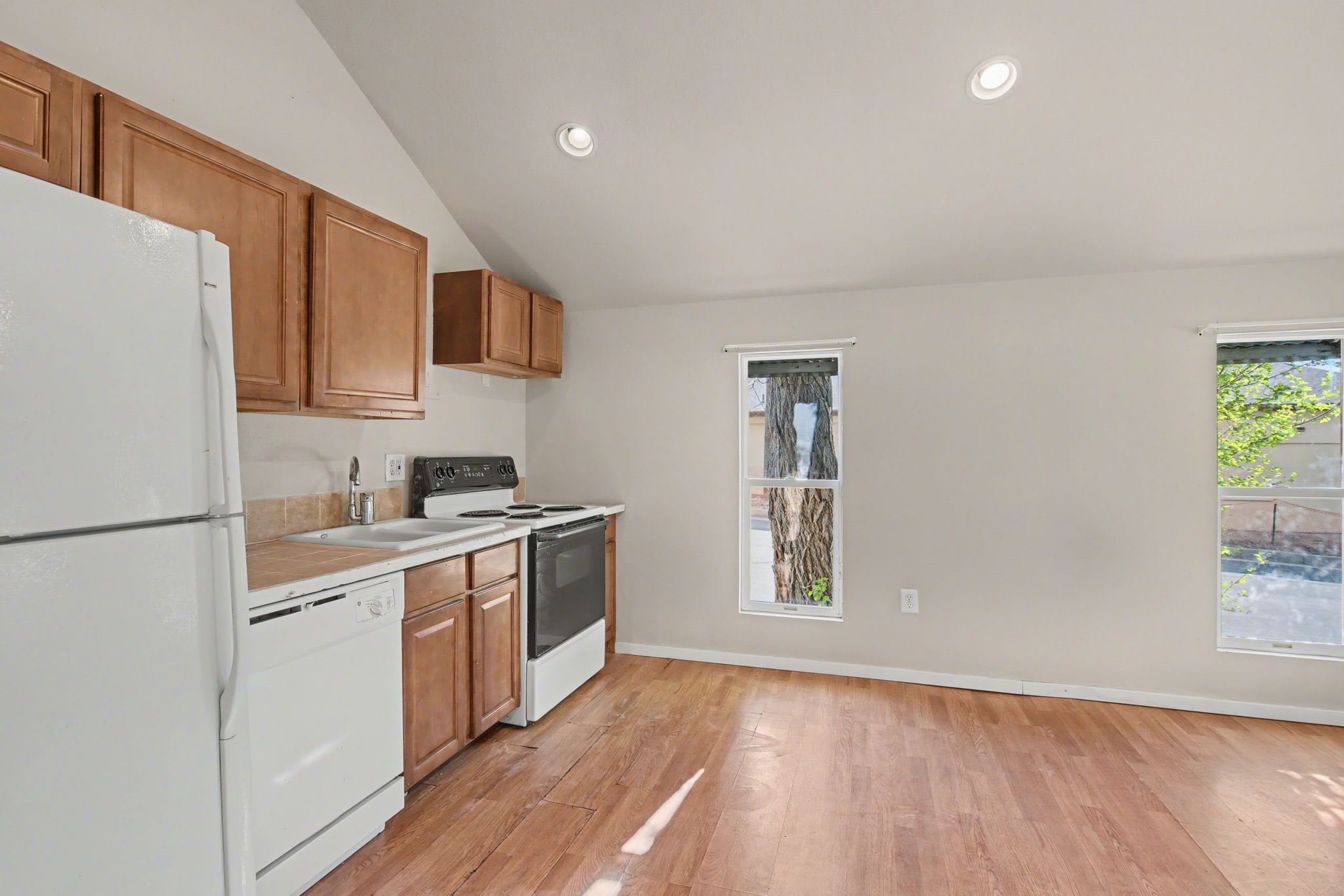 3602 W. Colorado Ave. – photo 5