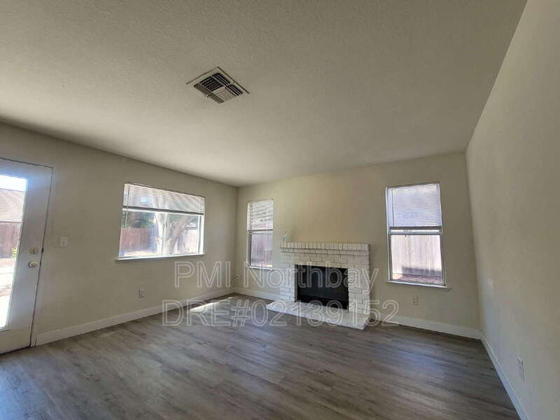 937 Iron Drive – photo 2