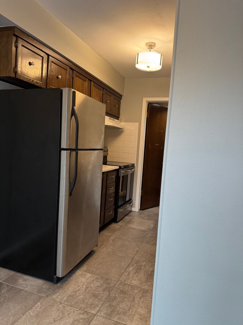 1 Bedroom 1 Bath Apartment Available – photo 5