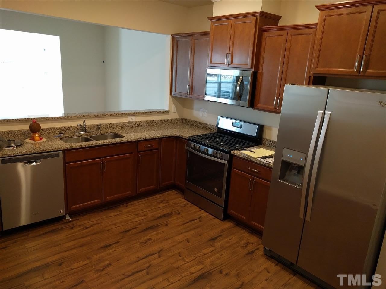 1007 Mirbeck Lane – photo 2