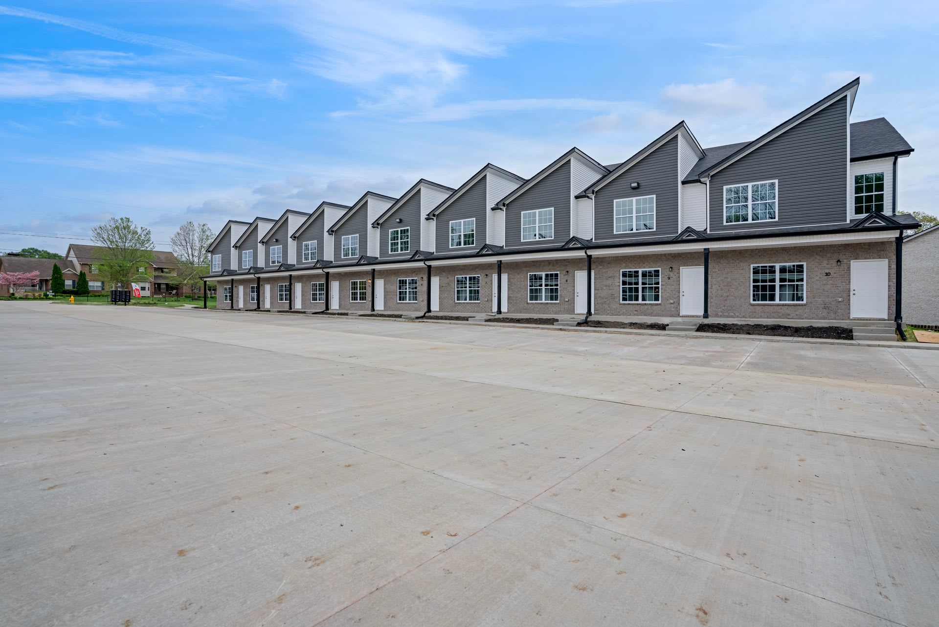 Excell Pointe 2 Bedroom Townhomes – photo 3