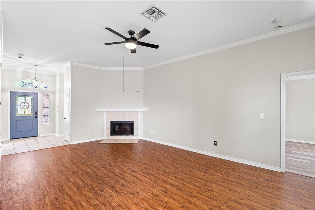 6013 Sutherland Drive – photo 5