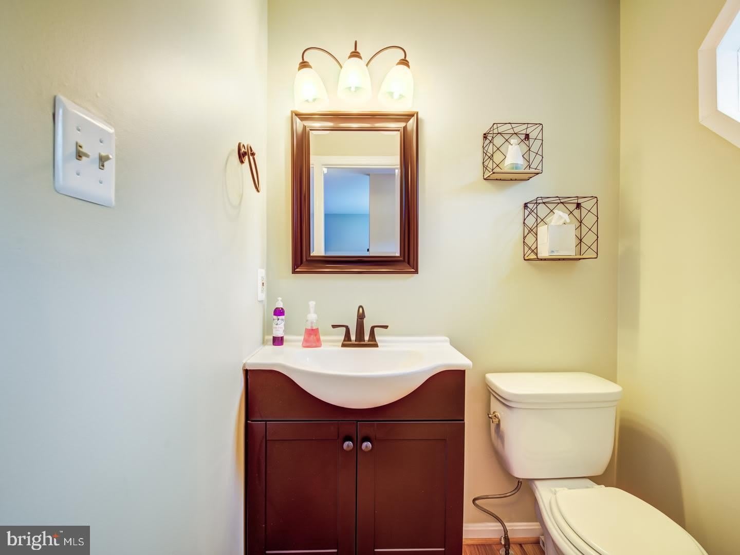 7112 LAKE COVE Drive – photo 4