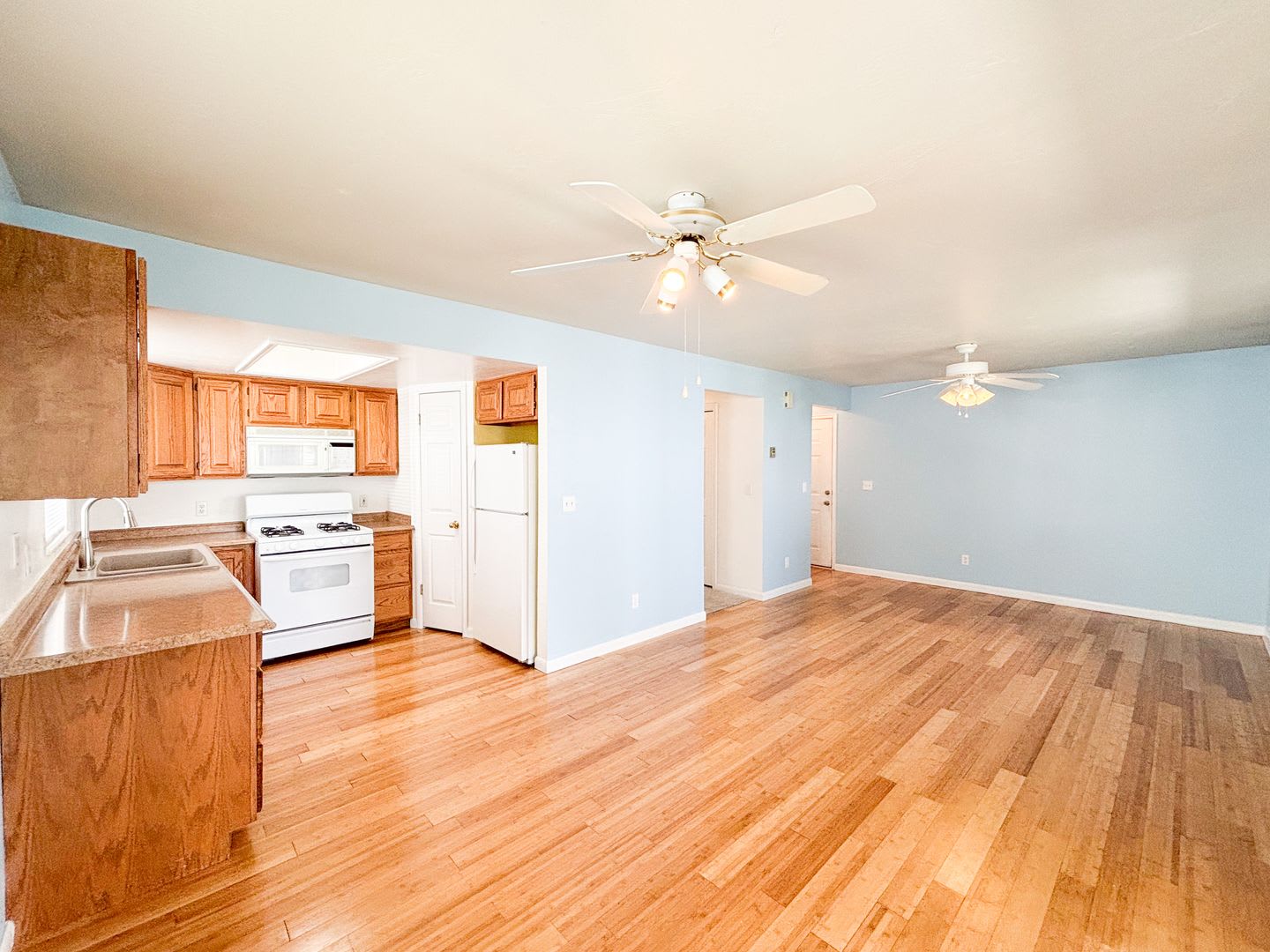 2 BR/1BA – photo 5
