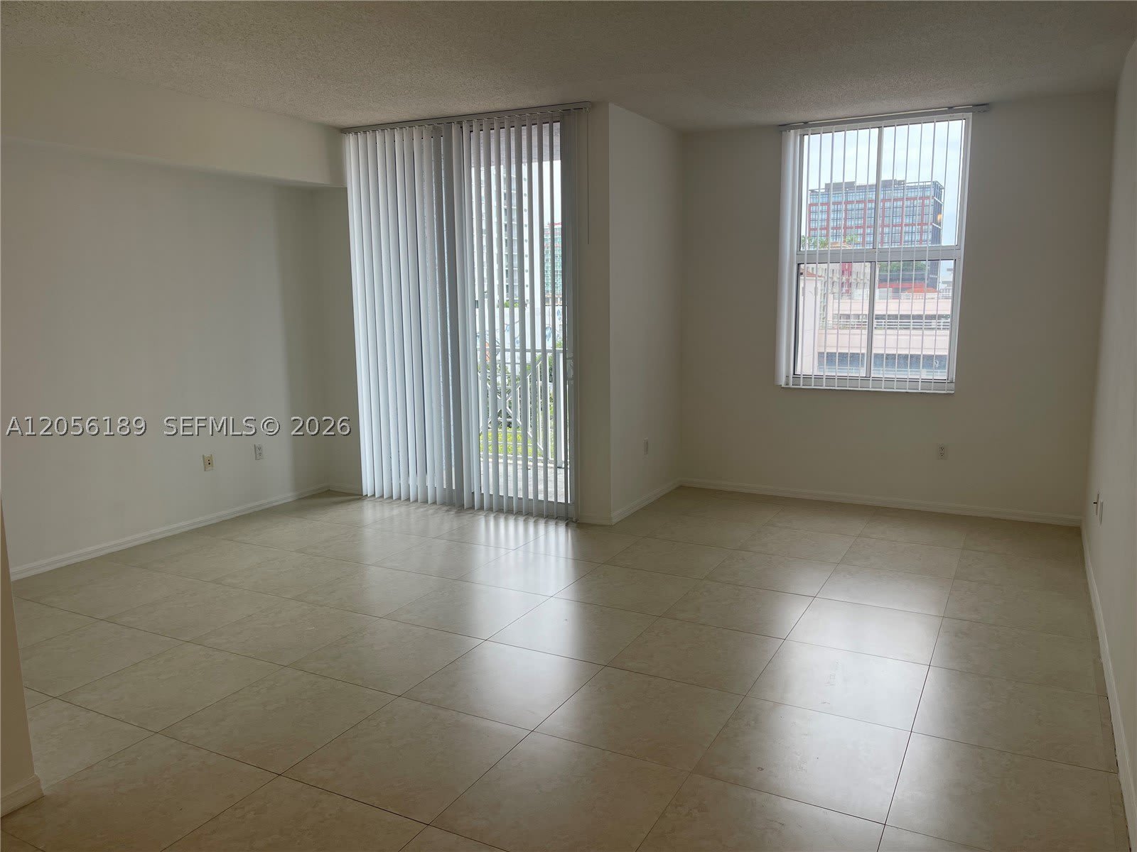 255 Evernia St – photo 5