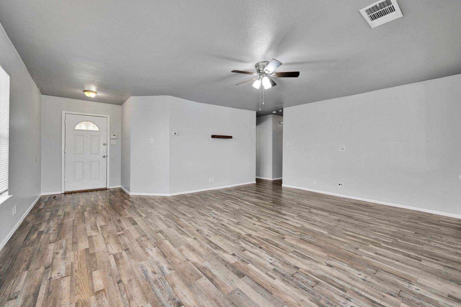 One story rental home in NW San Antonio! – photo 5