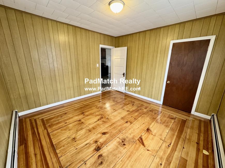 219 Charlton St. – photo 5