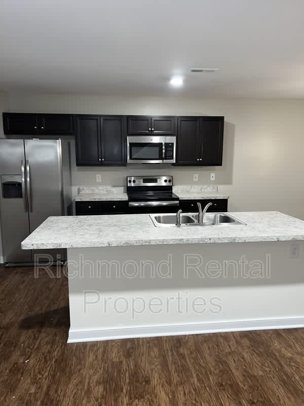 1503 Stonewall Manor Drive – photo 4