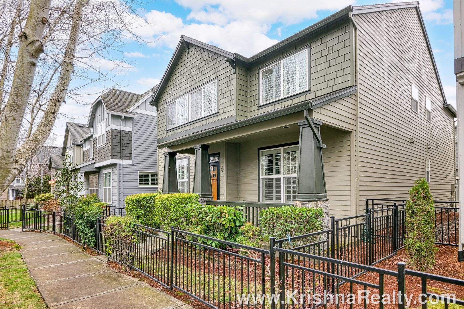Beautiful 3 Bedroom 3 5 Bathroom Single Family Home Large Bonus Room Located In Quiet Orenco Gardens – photo 3
