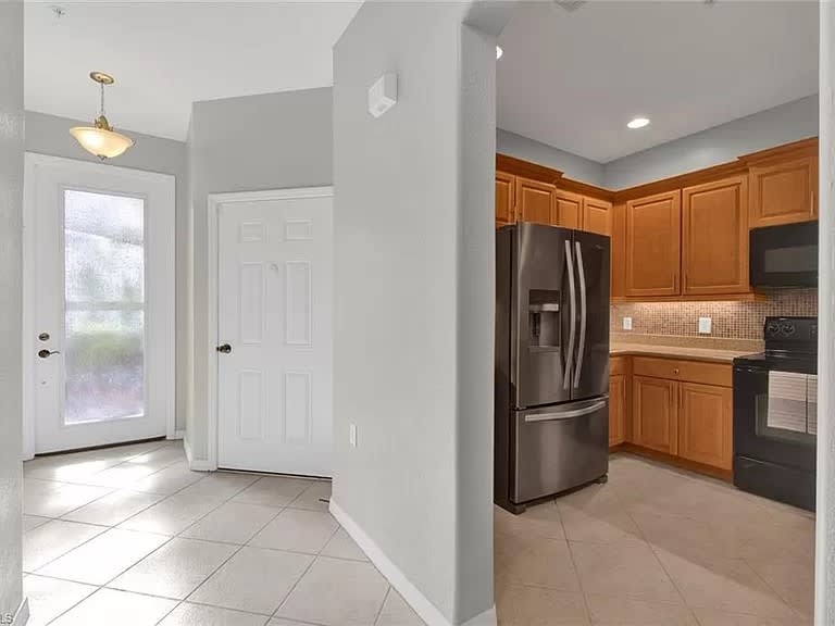 4400 Lazio Way – photo 4