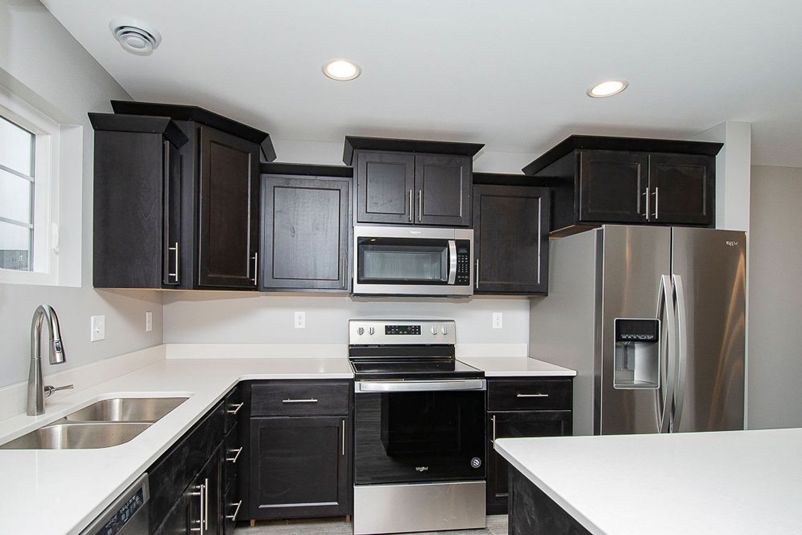 For a limited time, receive a $1,000 Move-In Credit! – photo 4