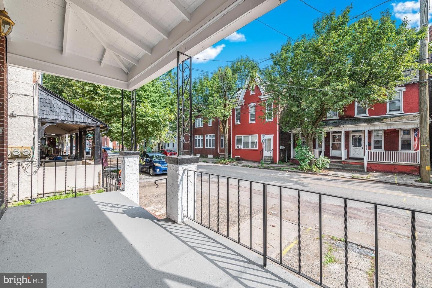 253 Beech Street – photo 2