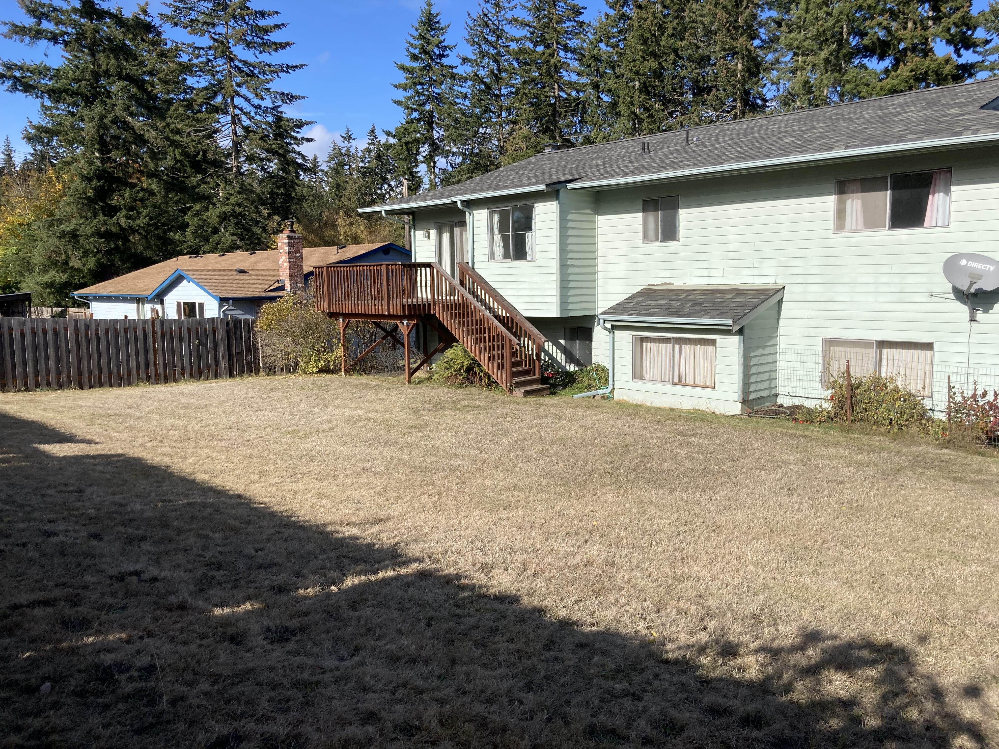 1018 Olympus St – photo 3